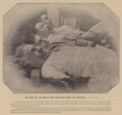 パリ・コミューン、病院の女子病棟の一角（1871年5月27日）（モノクロ写真 作： French Photographer