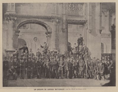 パリ・コミューン、国民衛兵の集団、エコール・デ・ボザールの中庭（モノクロ写真 作： French Photographer