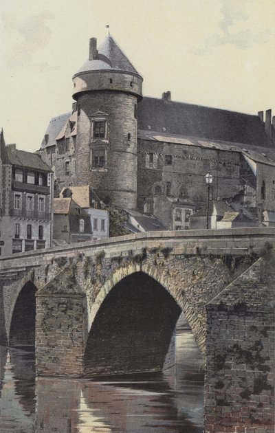 ラヴァル、ヴューシャトー 作： French Photographer