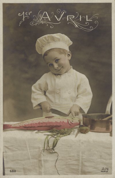 魚を調理する少年（カラー写真 作： French Photographer