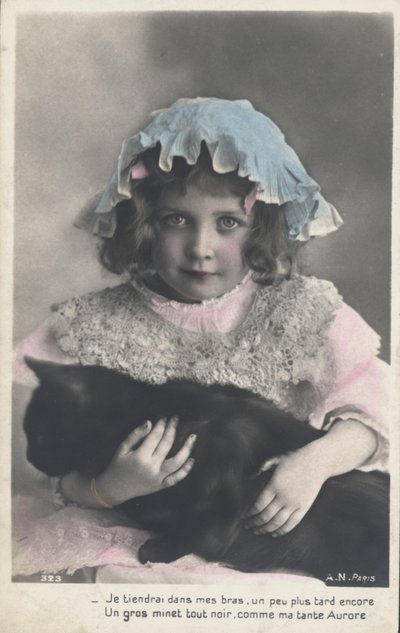 猫と少女 作： French Photographer