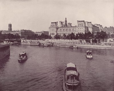 パリ：ホテル・ド・ヴィル、川側から（モノクロ写真 作： French Photographer