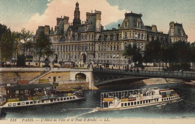 パリ、LHotel De Ville、Le Pont DArcole 作： French Photographer