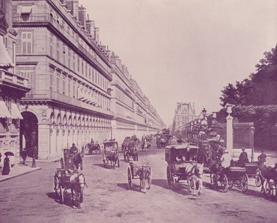 パリ。コンコルド広場から東を見るリヴォリ通り（モノクロ写真 作： French Photographer