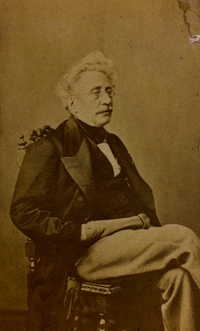 イポリット・ベランジェ（フランスの画家・石版画家）の肖像；carte de visite（モノクロ写真 作： French Photographer