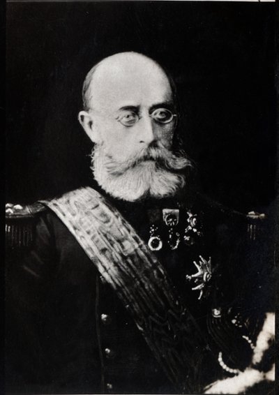 フランスの将軍で植民地の管理者を務めていたルイレオンセザールフェデルブ（1818-1889）の肖像。 作： French Photographer