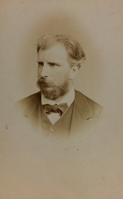 ウィリアム・ブグロー（フランスの画家）の肖像；carte de visite（モノクロ写真 作： French Photographer