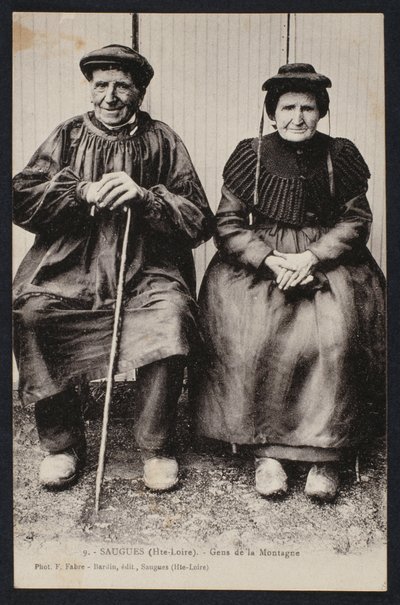 オートロワール、ソージュの山岳民族を描いた絵葉書、1900年頃 作： French Photographer