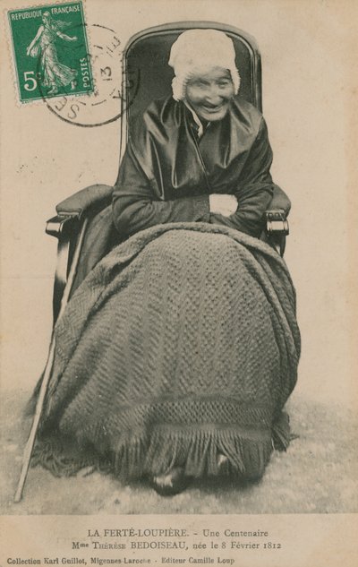 百年祭のポストカード、マダムテレーズベドゾー、ラフェルテルピエール、1913年 作： French Photographer