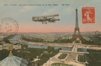 エッフェル塔を一周する飛行機のポストカード。1913年に送付されました（手描きの写真） 作： French Photographer