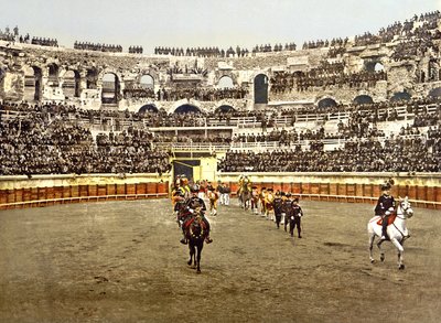 ニームの円形闘技場でのマタドールの行列、1890〜1900年 作： French Photographer