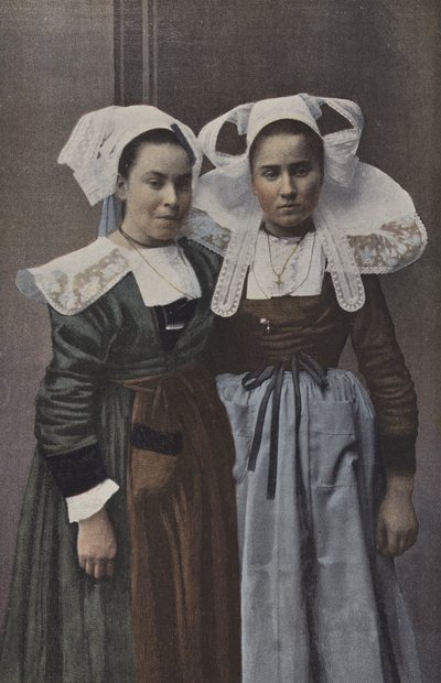 カンペール、女の子 作： French Photographer