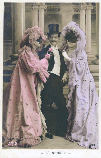 仮面舞踏会の様子（カラー写真） 作： French Photographer