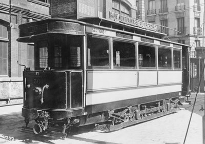 パリの路面電車、1900年頃 作： French Photographer