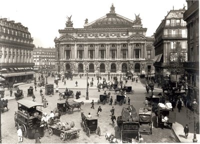 パリオペラハウスの眺め、1890〜99年 作： French Photographer