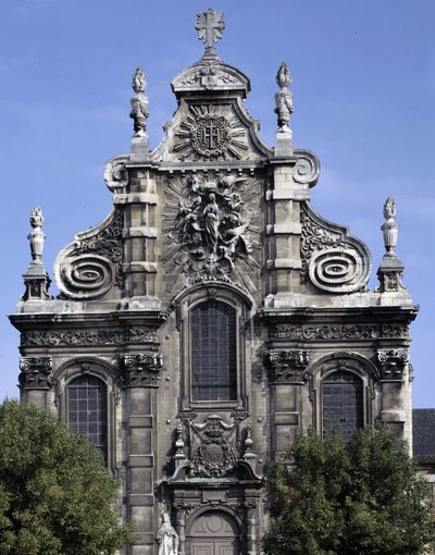 バロック建築。イエズス会教会（現・聖公会美術館）のファサード（1692年）。カンブレー、北(59)。 作： French School
