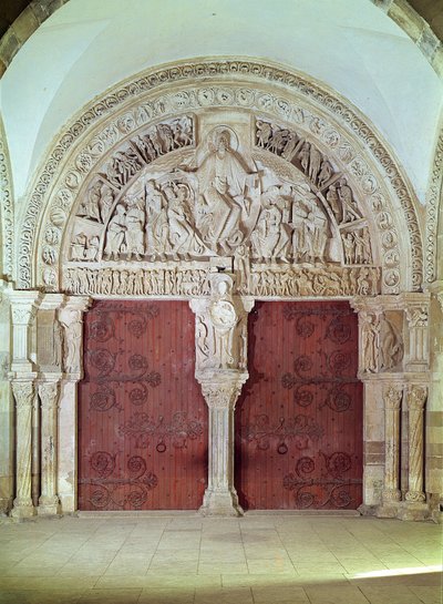 サントマドレーヌ教会のナルテックスにある中央ポータル、タンパヌムのペンテコステの浮彫、1150年頃 作： French School
