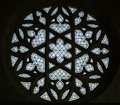 南トランセプトの東壁にあるバラの窓を描いた 作： French School
