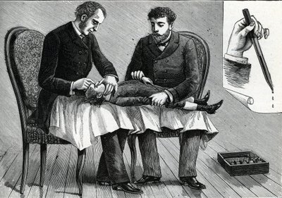 子供の目を診て目薬をさす医師（エングレービング）1888年 作： French School