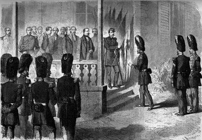 メキシコ遠征（1861年～1867年）：ナポレオン3世（1808年～1873年）が、メキシコでフランス軍が奪った旗を、衛兵連隊の軍曹に渡す 作： French School