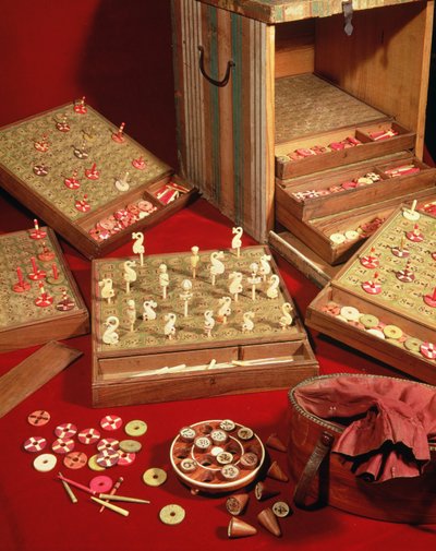 ルイ14世（1638-1715）によって発明されたドーフィンの宝くじのゲーム（木と象牙） 作： French School