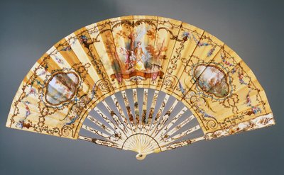 狩猟中の休息を描いたハンドファン、絹と骨にペイント、フェリックス・アレキサンドル作、パリ、1870年頃、フランス 作： French School