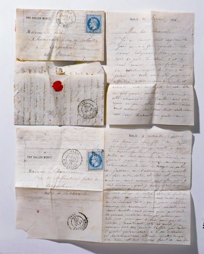 1871年の包囲中に気球でパリに送られた手紙 作： French School