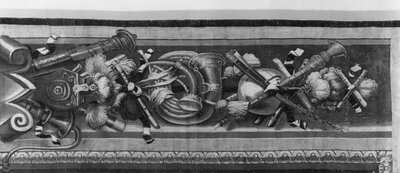 季節のタペストリー、ボーダー、楽器、1670年頃、ゴブラン工場（詳細） 作： French School