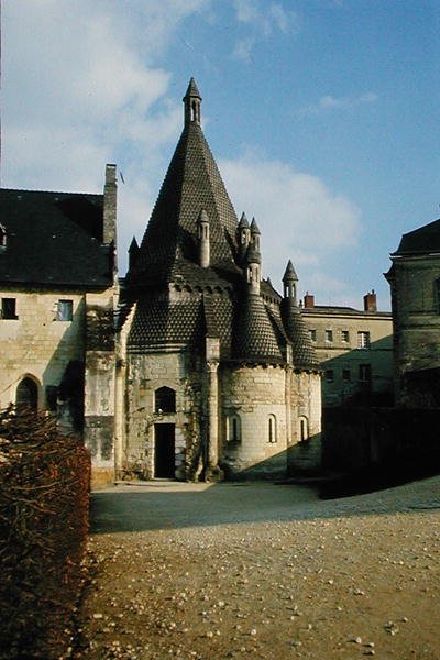 Tour dEvrault 作： French School
