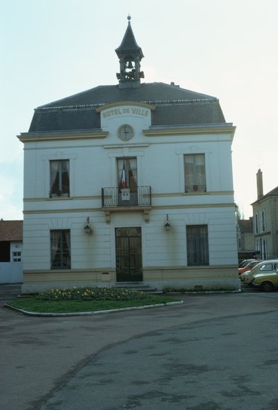市庁舎 作： French School