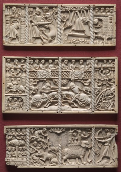 棺桶からの3つのパネル、宮廷ロマンスのシーン、c.1330-1350 作： French School