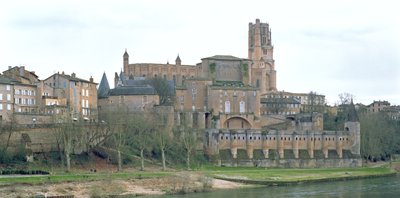1282年に始まったアルビ大聖堂の眺め 作： French School