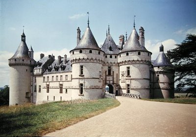 シャトーの眺め 作： French School