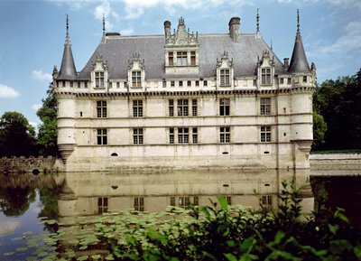 ジルベルテロのために建てられたシャトーダゼイルリドーの眺め、1518年〜27年 作： French School