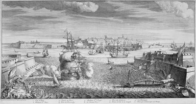 マルタ島の港、ヴァレッタの街の眺め、1736年頃（彫刻 作： French School