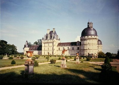 1540年に建てられた東側ファサードの建物 作： French School