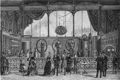 1867年の万国博覧会：ヘルマン・ラシャペル（Hermann-Lachapelle）とグラバー（Glover）が発明したガス水道器具（サチュレーター、ガゾメーター、スプレイヤー、ドージングポンプ...）。1868年5月9日付の "Le Monde Illustré "578号に掲載されたエングレーヴィング。 作： French School