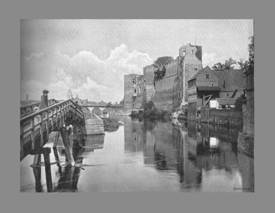 ニューアーク城と橋、c1900 作： Frith and Co