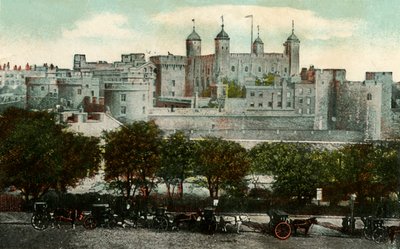 ロンドン塔、1907年。 作： Frith and Co