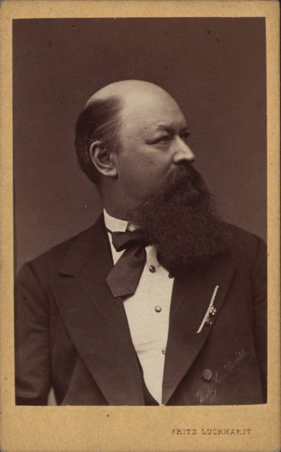 作曲家フランツ・フォン・スッペの肖像 1819-1895年、c. 1880年。 作： Fritz Luckhardt