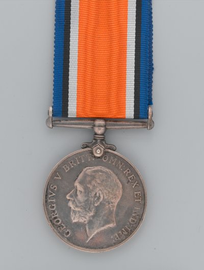 アンドレイア二等兵に与えられた英国戦争勲章1914-20 作： Gaetano Matteo Monti