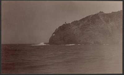 [灯台のある海岸線］ 作： George Davidson