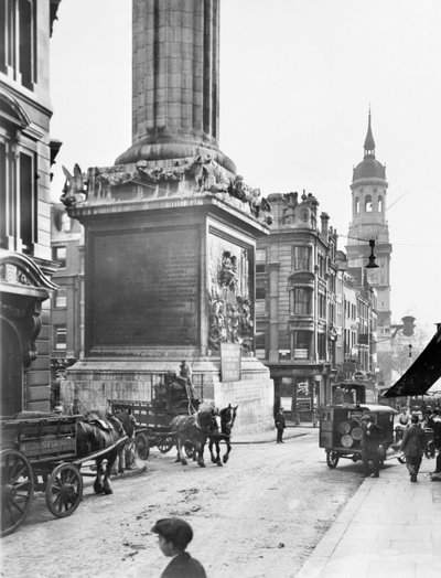 記念碑と聖マグナス殉教者、1933 年以前、ロンドン市ロウワー テムズ ストリート 作： George Davison Reid