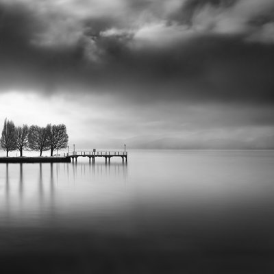  作： George Digalakis