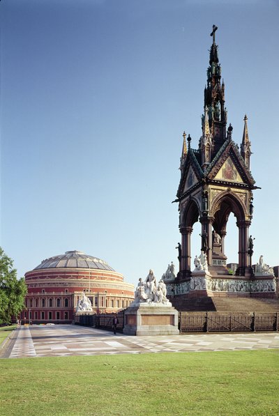 ロイヤルアルバートメモリアル、ロンドン 作： George Gilbert Scott