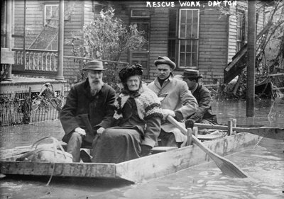 救助活動、デイトン 作： George Grantham   Bain News Service Bain