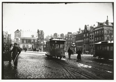 アムステルダムのライツェ広場の眺め 作： George Hendrik Breitner