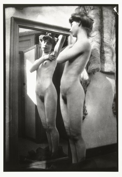鏡の前で裸の女性 作： George Hendrik Breitner