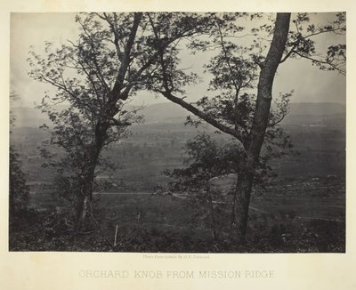 ミッション リッジのオーチャード ノブ、186466。 作： George N. Barnard
