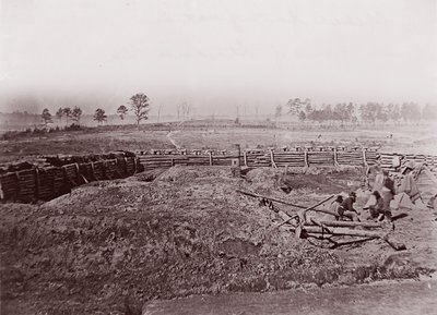 カリフォルニア州アトランタの前にある反乱軍の要塞。 1864年。 作： George N. Barnard